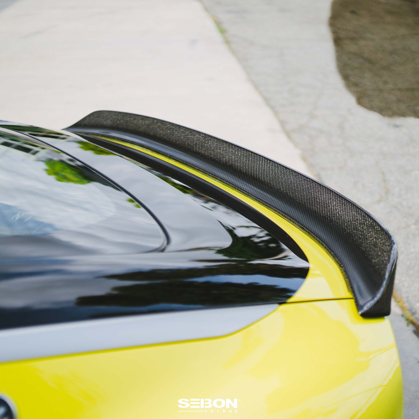 DA-style carbon fiber rear spoiler for 2023-UP Nissan Z