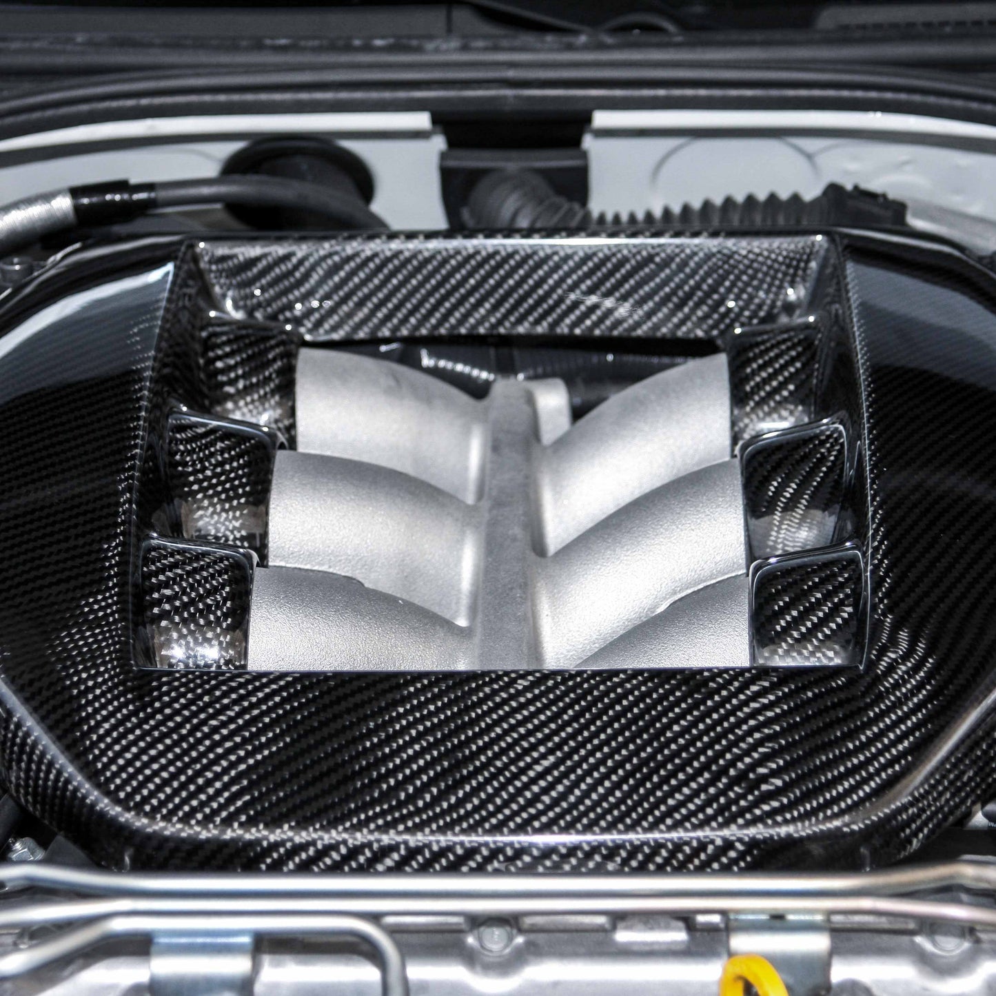 2009-2011 NISSAN GTR R35 Carbon Fiber ENGINE COVER