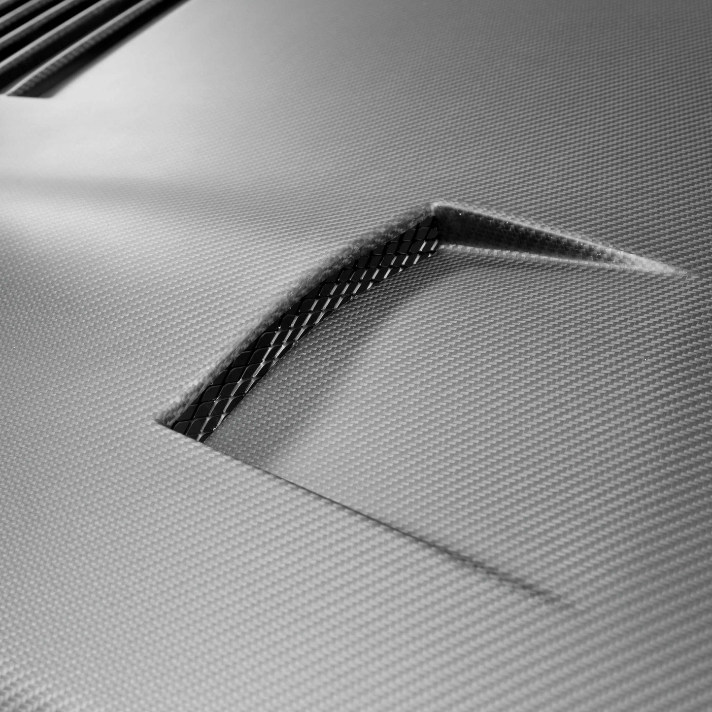 2009-2015 NISSAN GTR R35 GT Carbon Fiber DRY CARBON HOOD